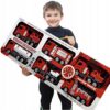 Laste tuletõrjeautode mängukomplekt laual