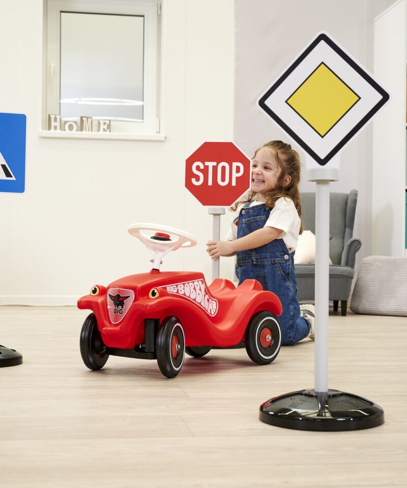 Laste liiklusmärkide komplekt UV-kindlast plastikust