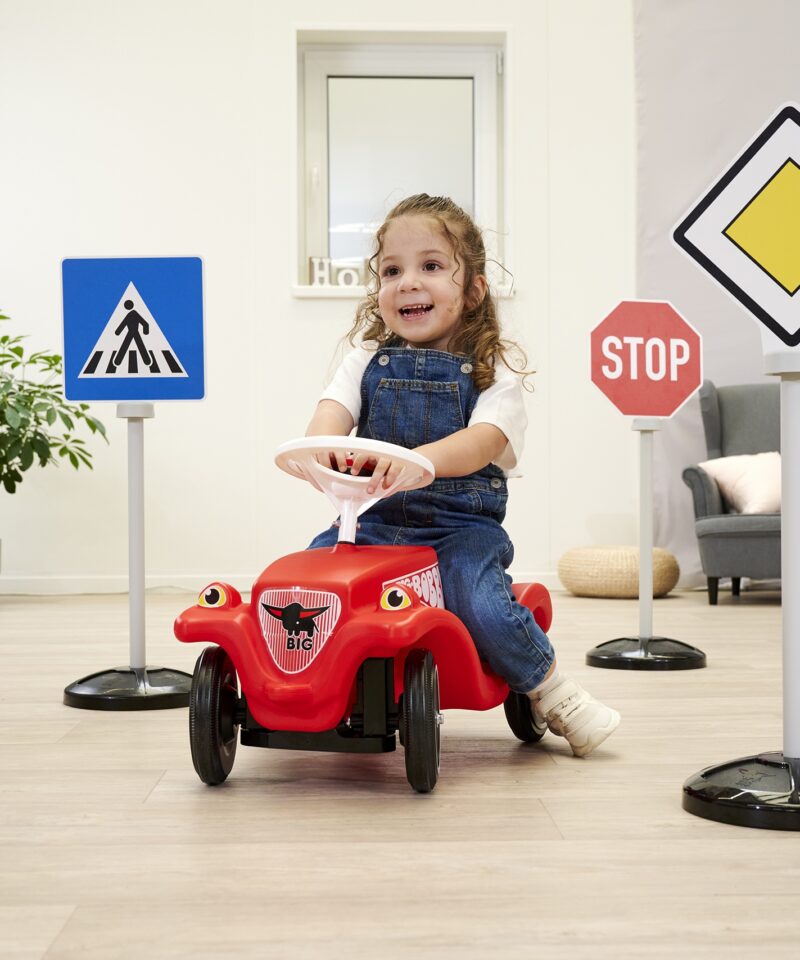 Laste liiklusmärkide komplekt UV-kindlast plastikust