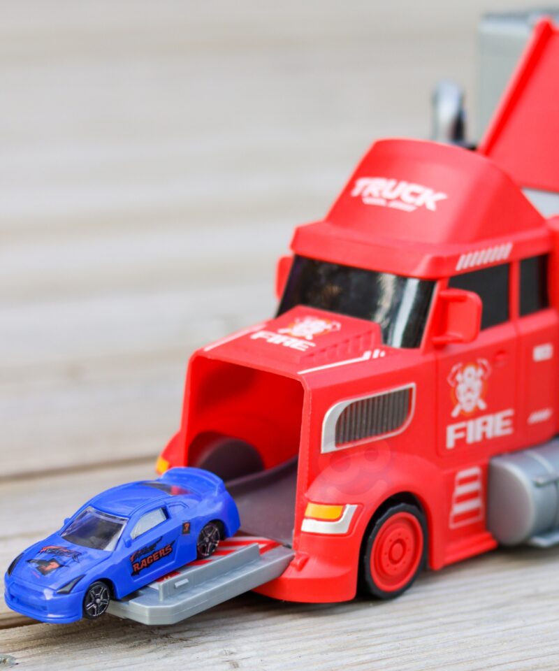 Loovust arendav võidusõidukomplekt