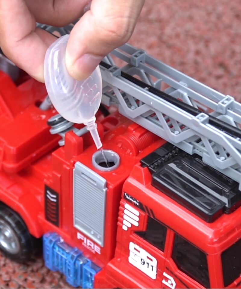 Atraktiivne ja värvikas tuletõrjeauto