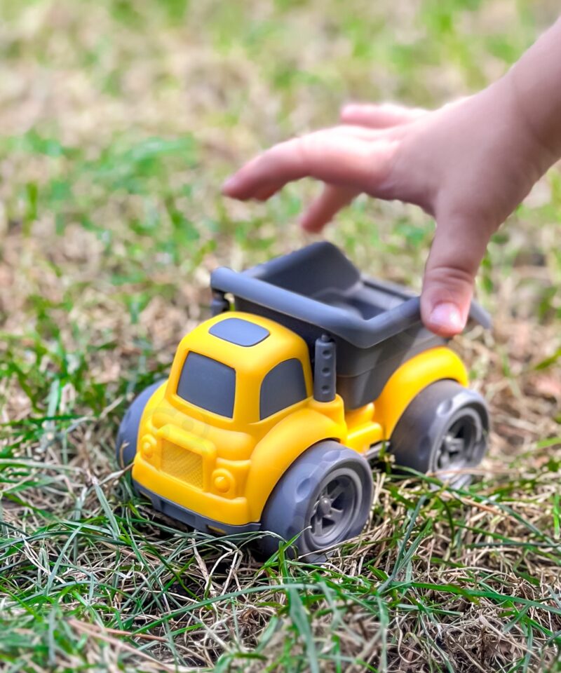 Mänguautod liikuvate osadega