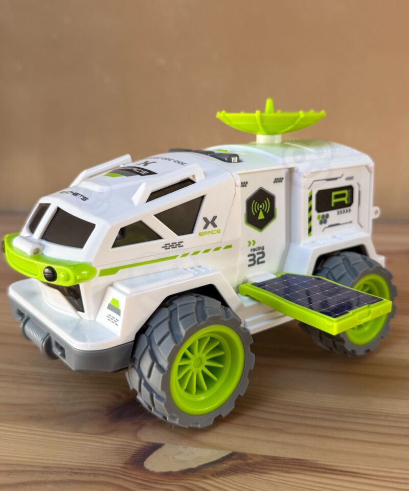 Kosmosesõiduk realistlike efektidega