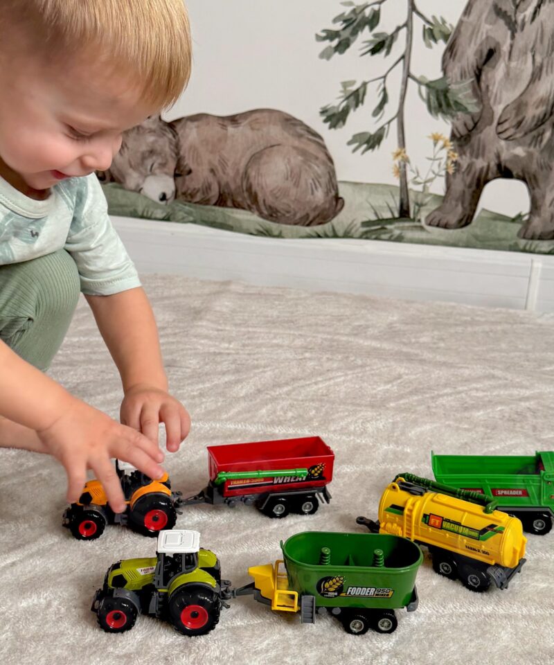 Kvaliteetne metallist traktor