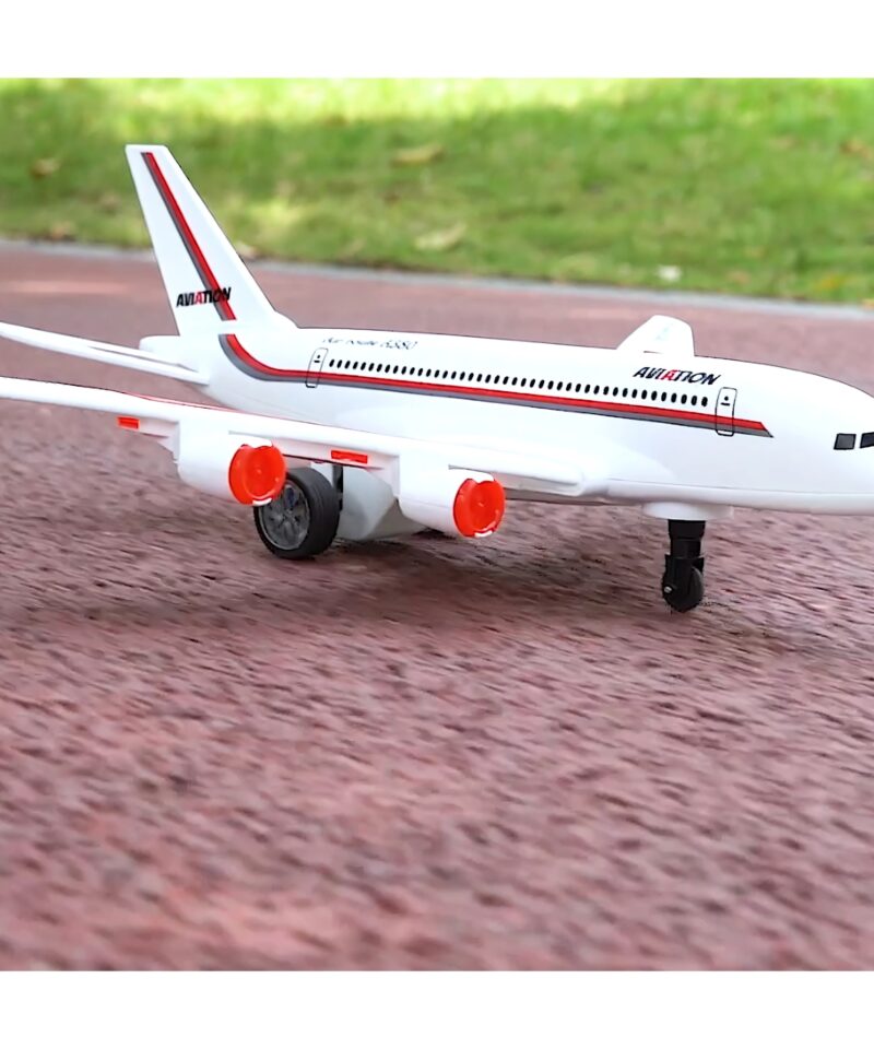 Kaugjuhitav lennuk maapinnal liikumiseks