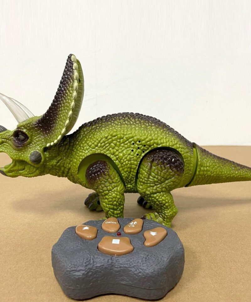 Lastele mõeldud dinosauruste mänguasi