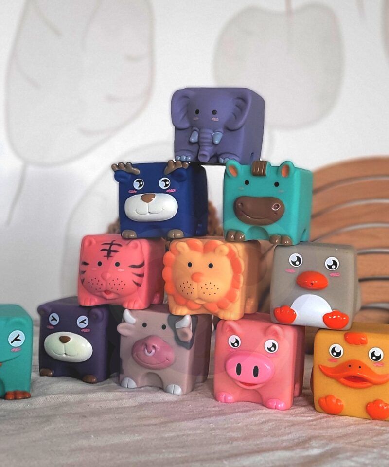 Erinevad tekstuurid ja värvid klotsikomplektis