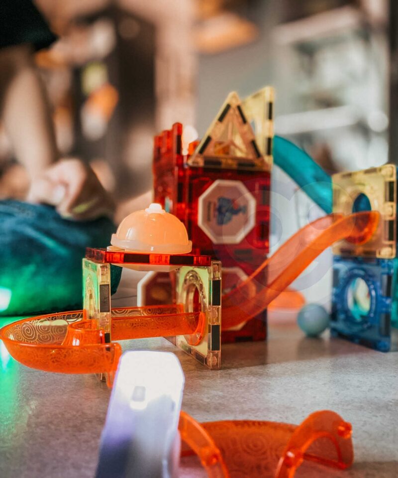 Lastele sobiv ehituskomplekt