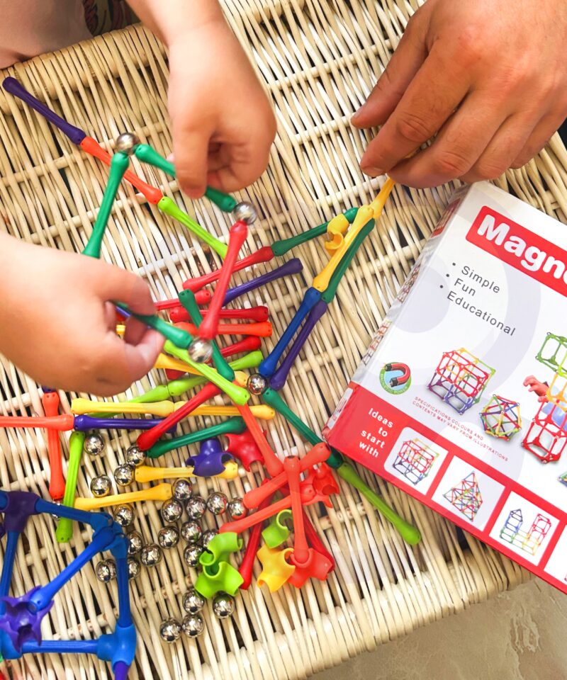 Harivad klotsid lastele