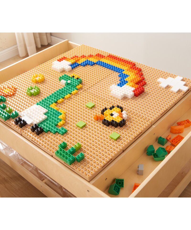 Ühildub teiste klotsibrändidega