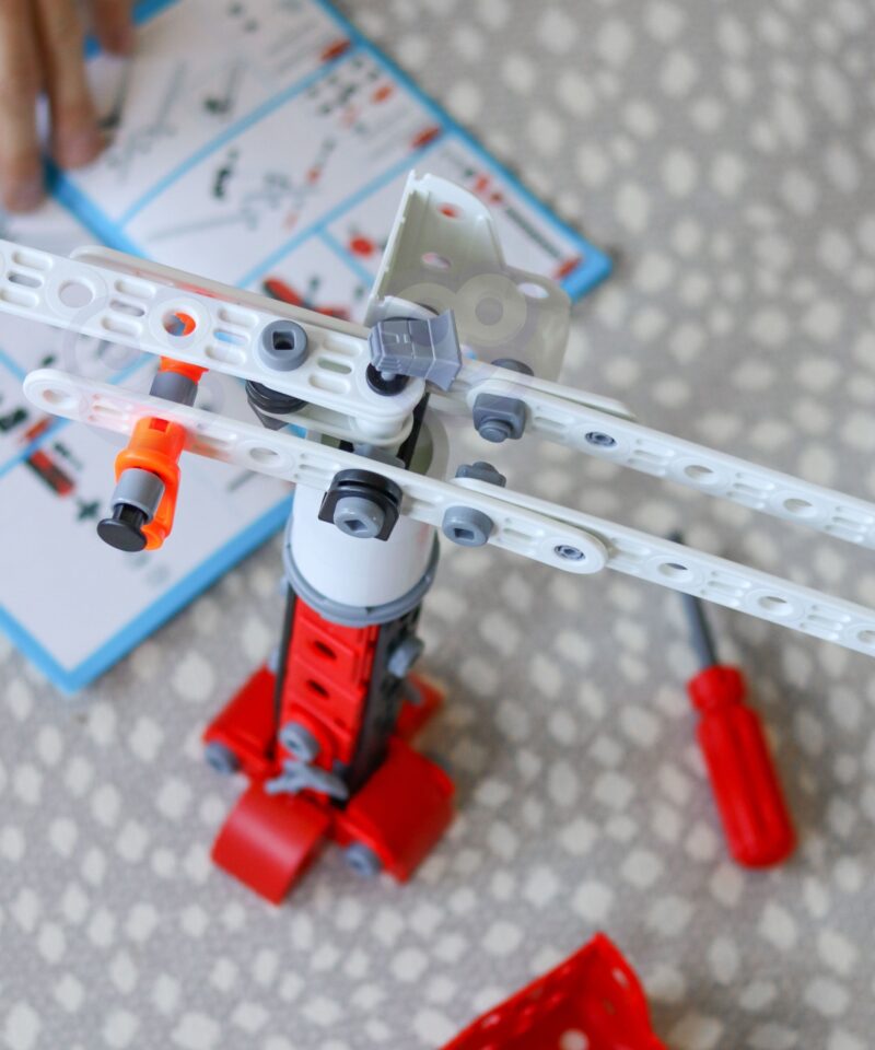 Komplekt koos praktilise hoiustamiskarbiga