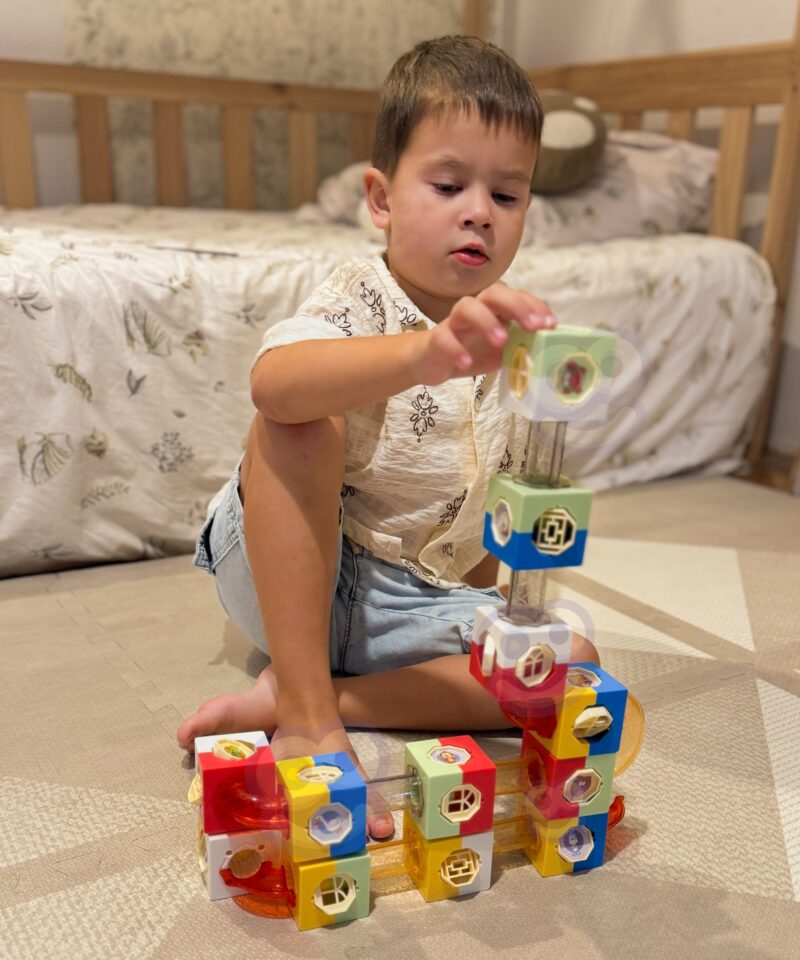 Arendab motoorikat ja loovust