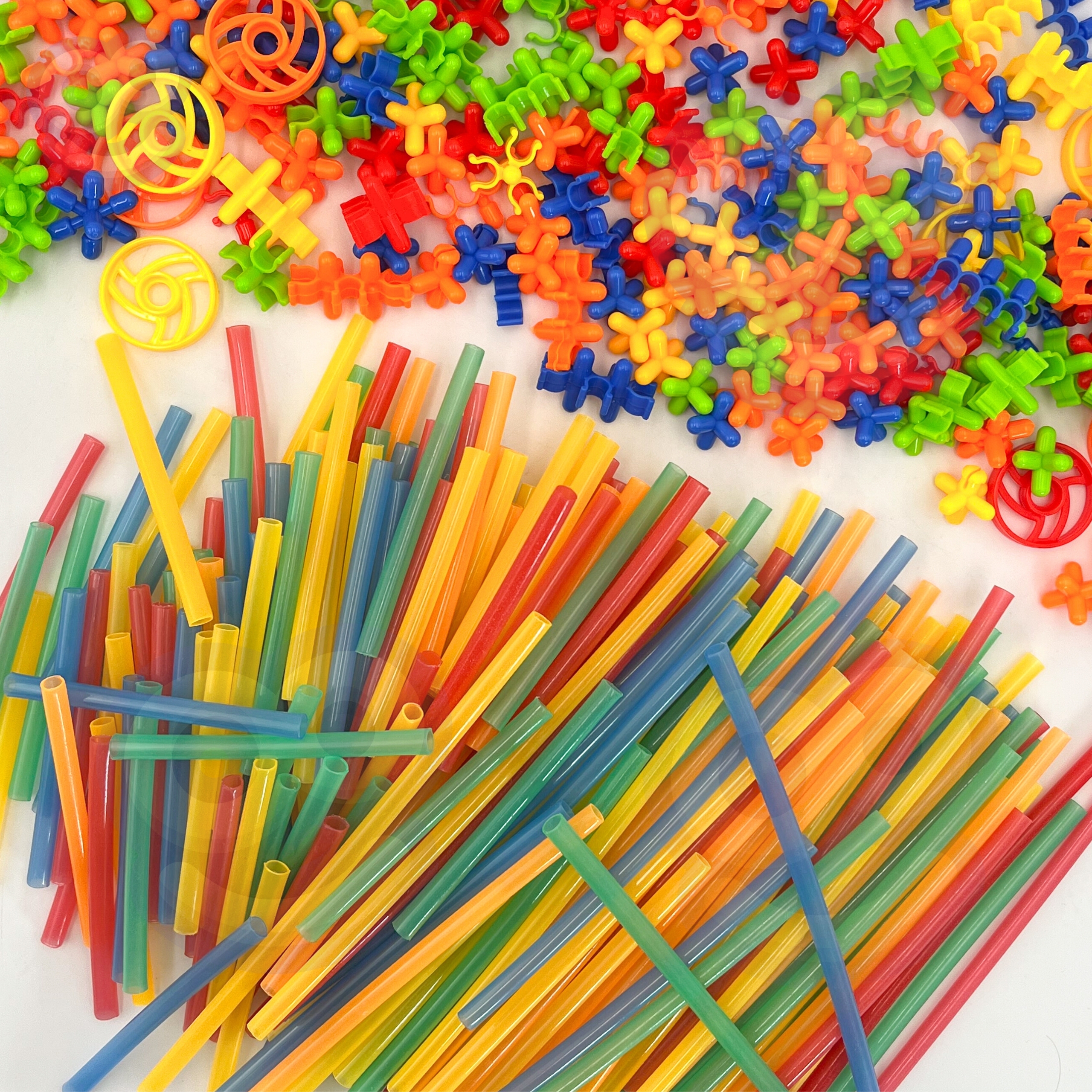 Pimedas helendavad konstruktoritorud