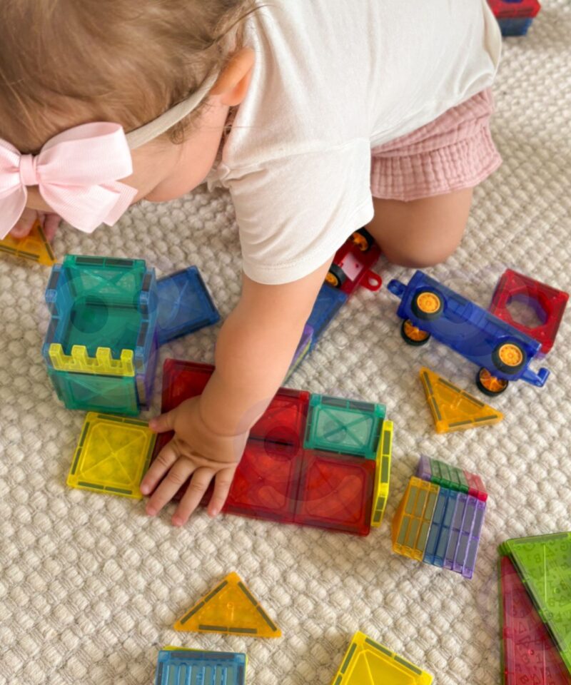 Lastele mõeldud magnetilised mänguklotsid