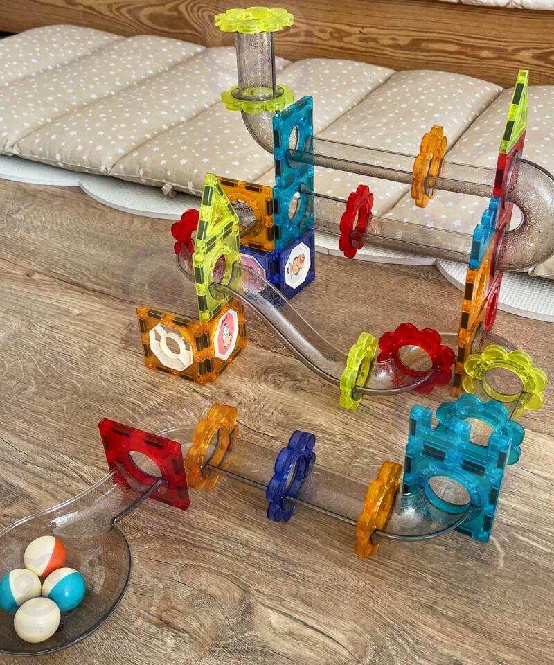 Läbipaistvad rajaosad ja kuulid