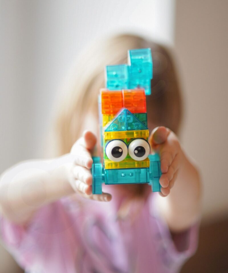 Erksavärvilised ja läbipaistvad klotsid