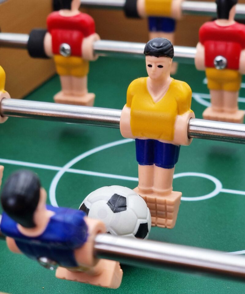 Kerge ja kaasaskantav lauajalgpall lastele