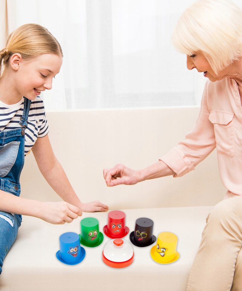 Värvilised kübarad ja naljakad näod