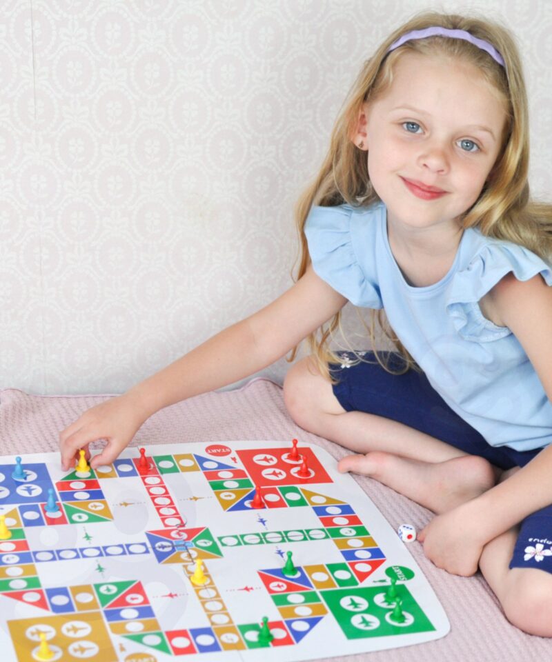 Väike Detektiiv mängulaual