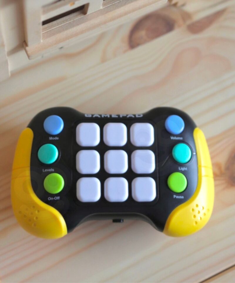 Lastele mõeldud interaktiivne mängupult