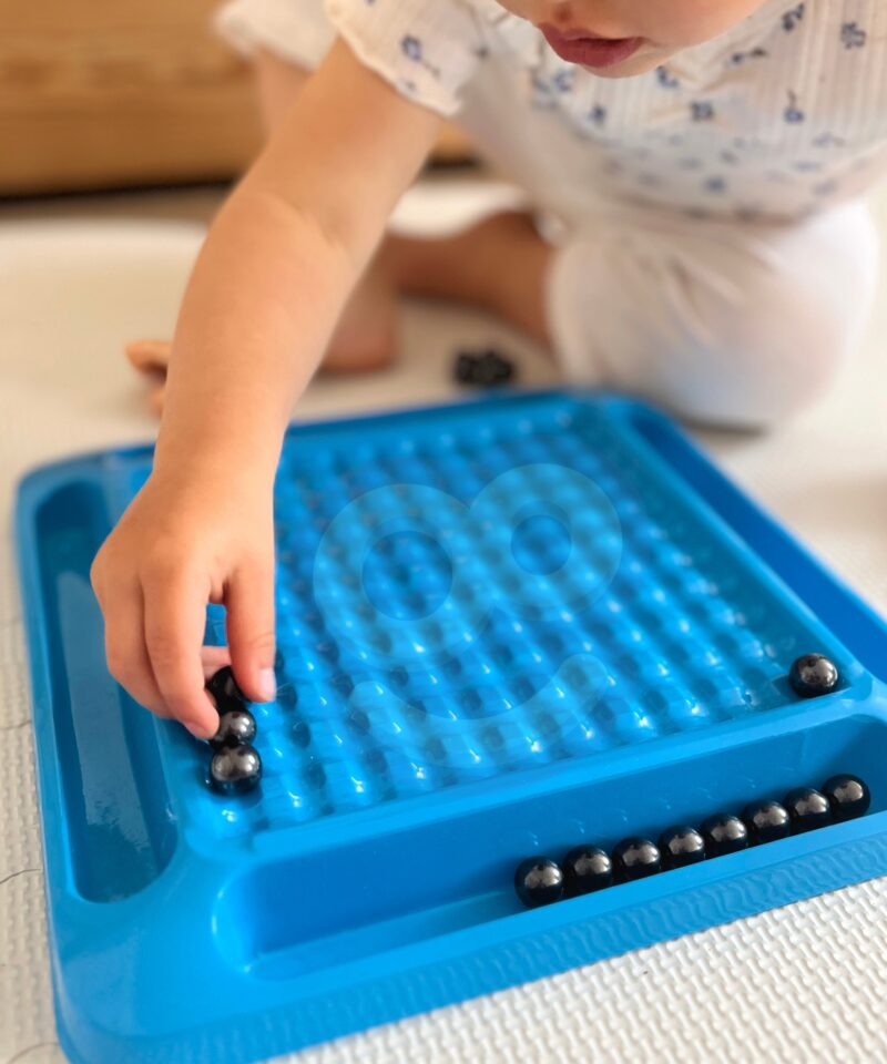 Strateegiline mäng magnetiliste kuulidega