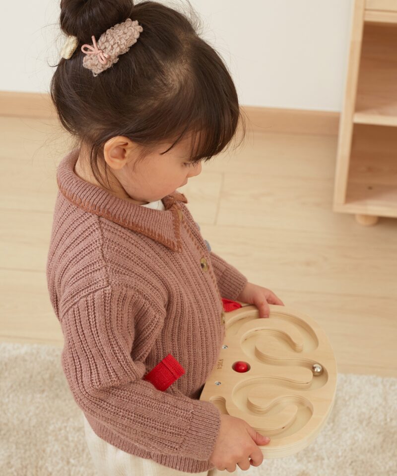 Puidust labürindimäng erinevate raskusastmetega