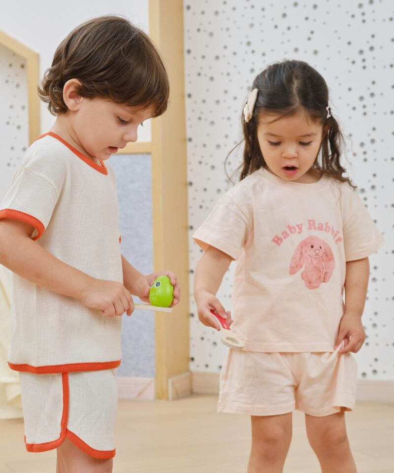 Munajooksu mäng peol ja piknikul