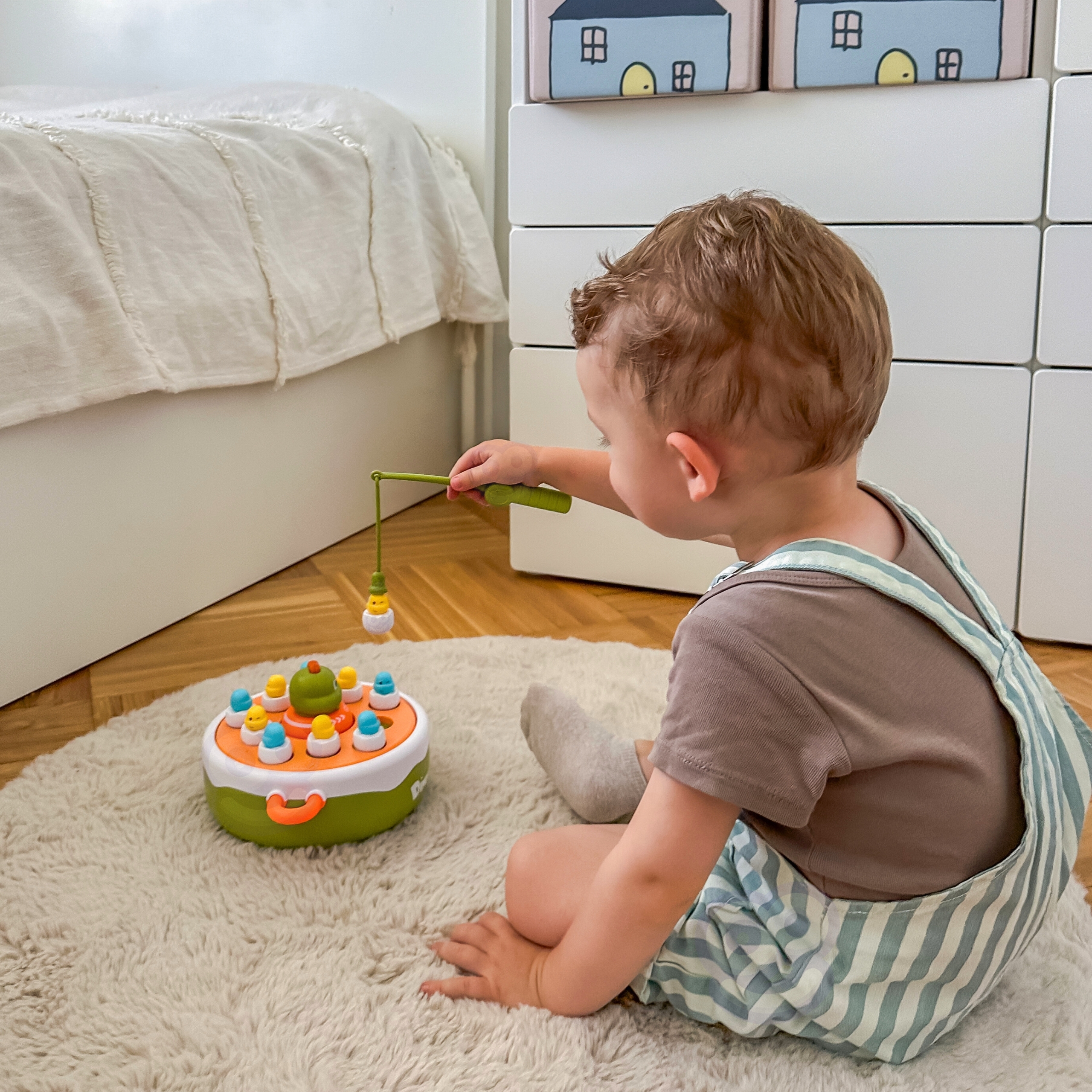 Mängukomplekt katapuldi ja dinosaurustega