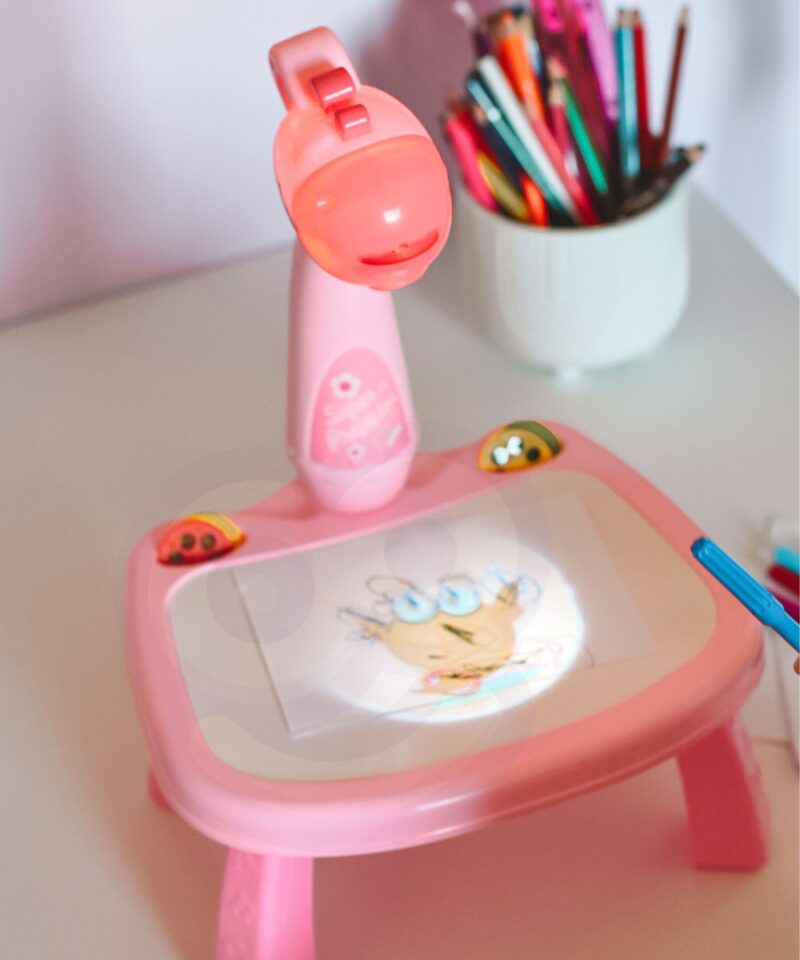 Kaelkirjak kujuline joonistusprojektor