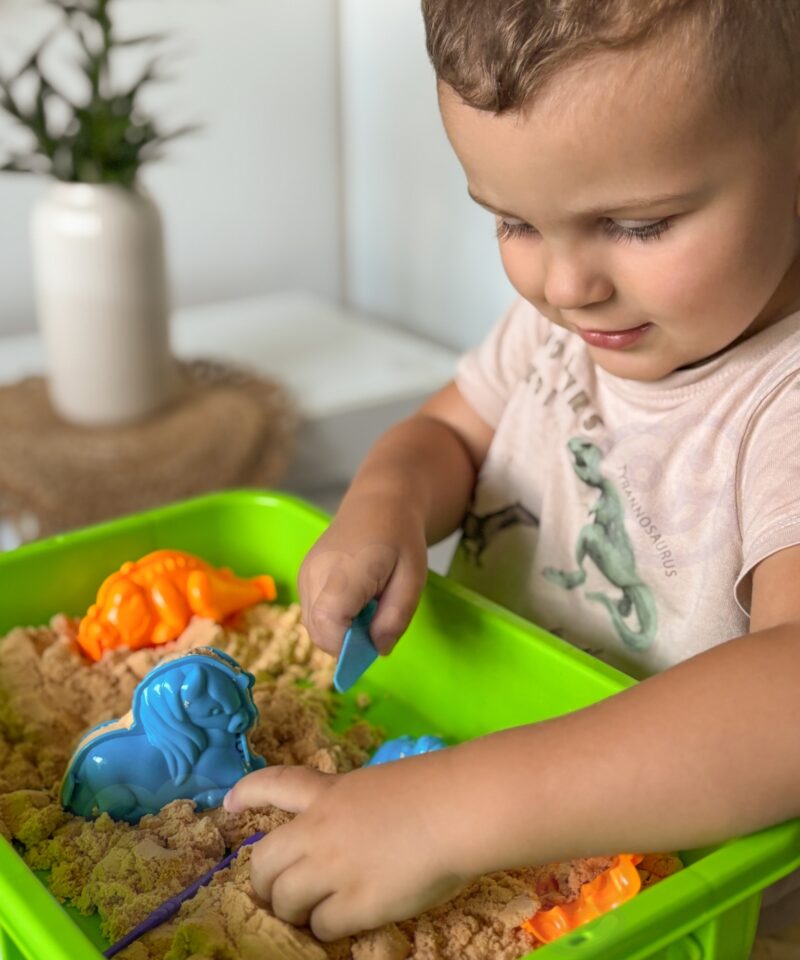 Loominguline mäng lastele liivaga