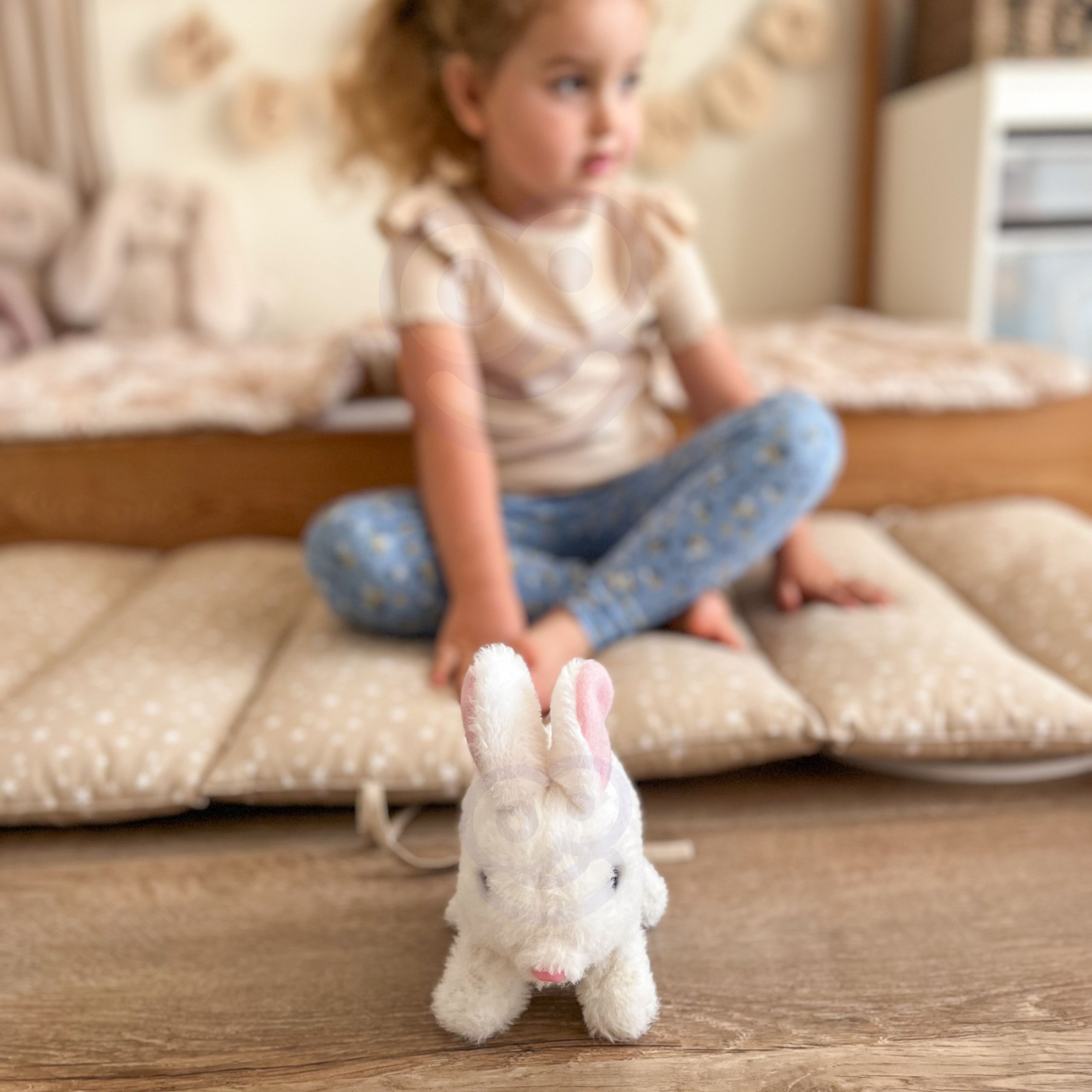 Jänes liigub ja teeb helisid