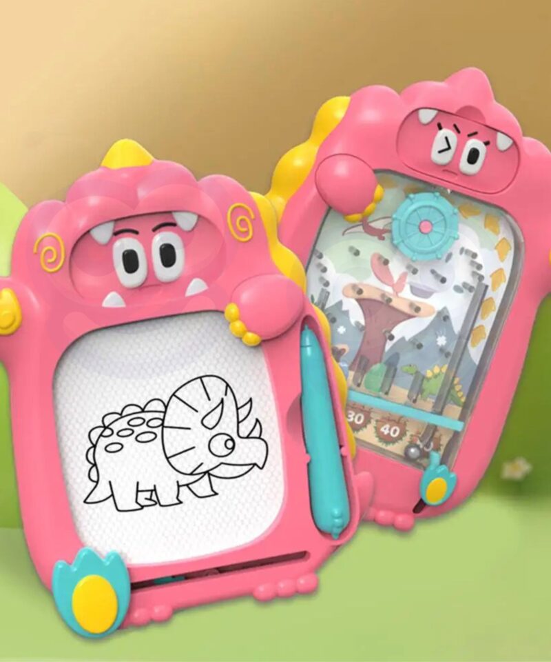 Lapsed joonistavad magnetilisel tahvlil