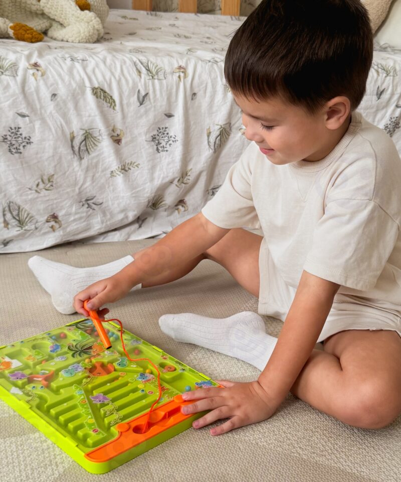 Värvikas magnetiline mängulaud