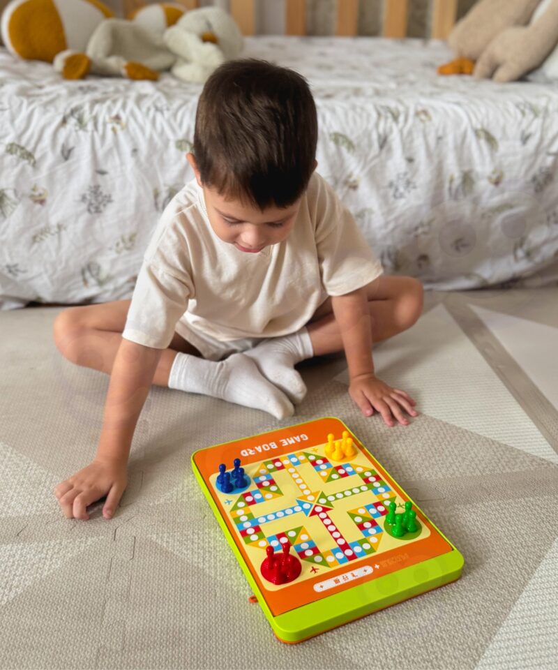 Magnetilised kuulid ja pliiats