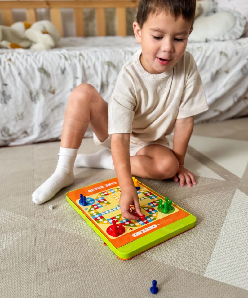 Arendav mängulaud lastele