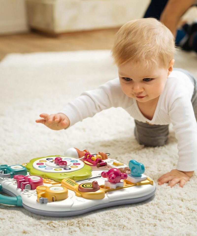 Montessori mängutahvel arendab oskusi