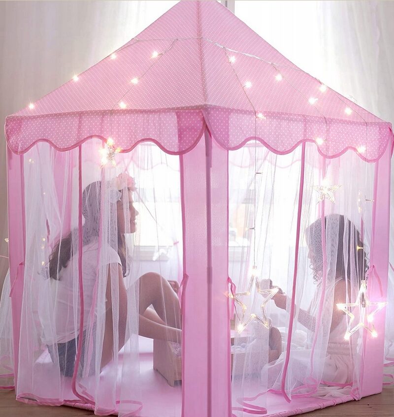 Lossikujuline telk tüdrukute tuppa