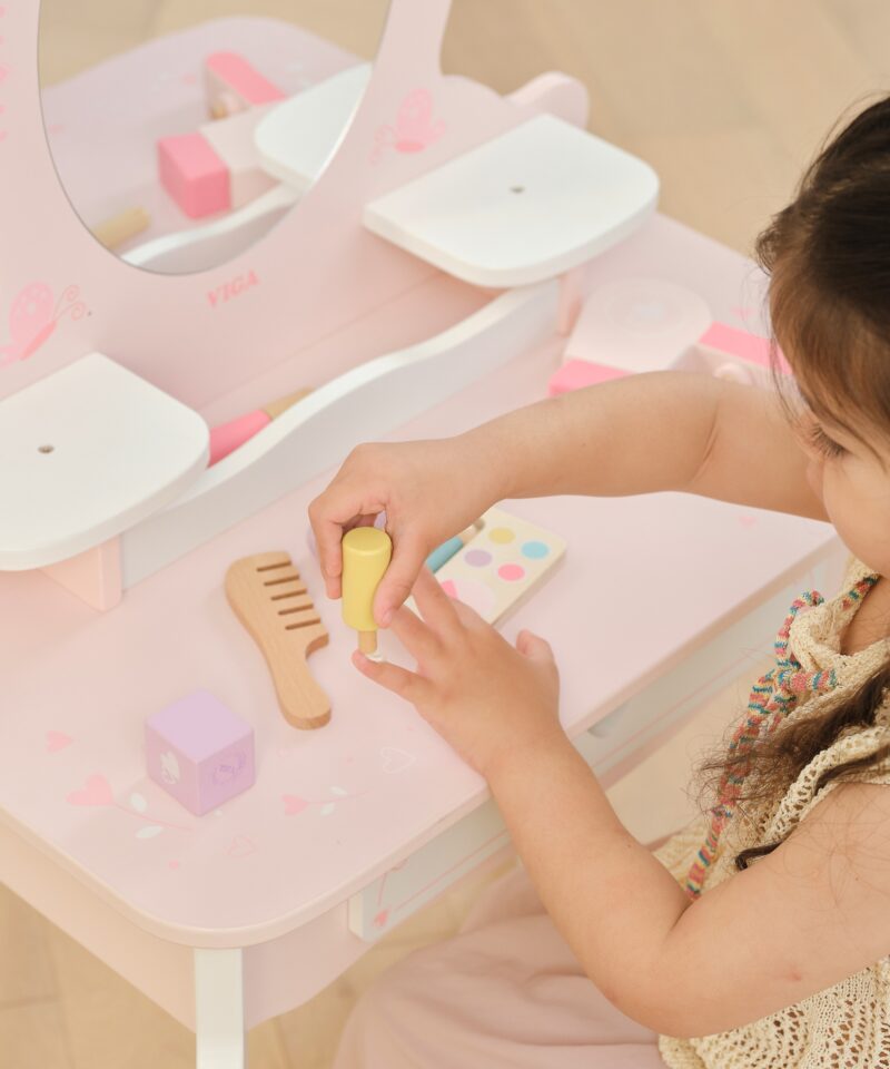 Esteetiline ja vastupidav tualettlaud