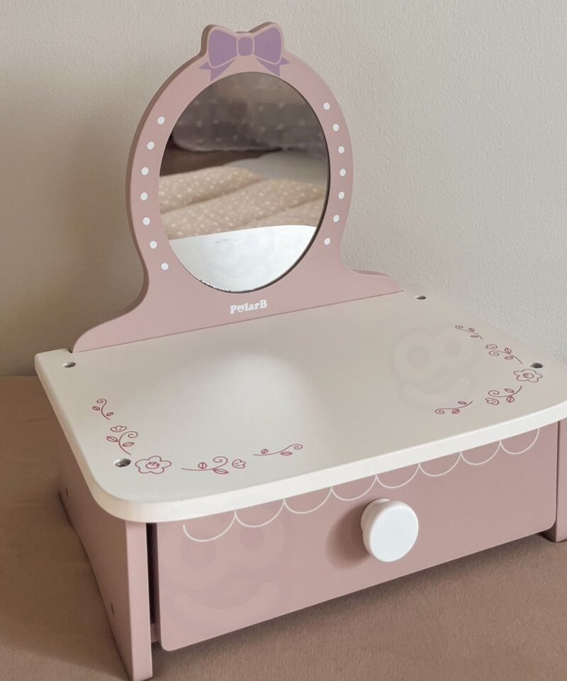 Tualettlaud väikeste aarete hoidmiseks