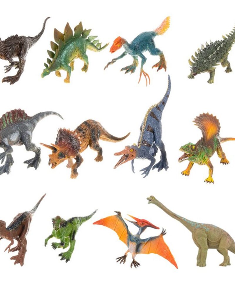 Detailirohked dinosauruse figuurid matil