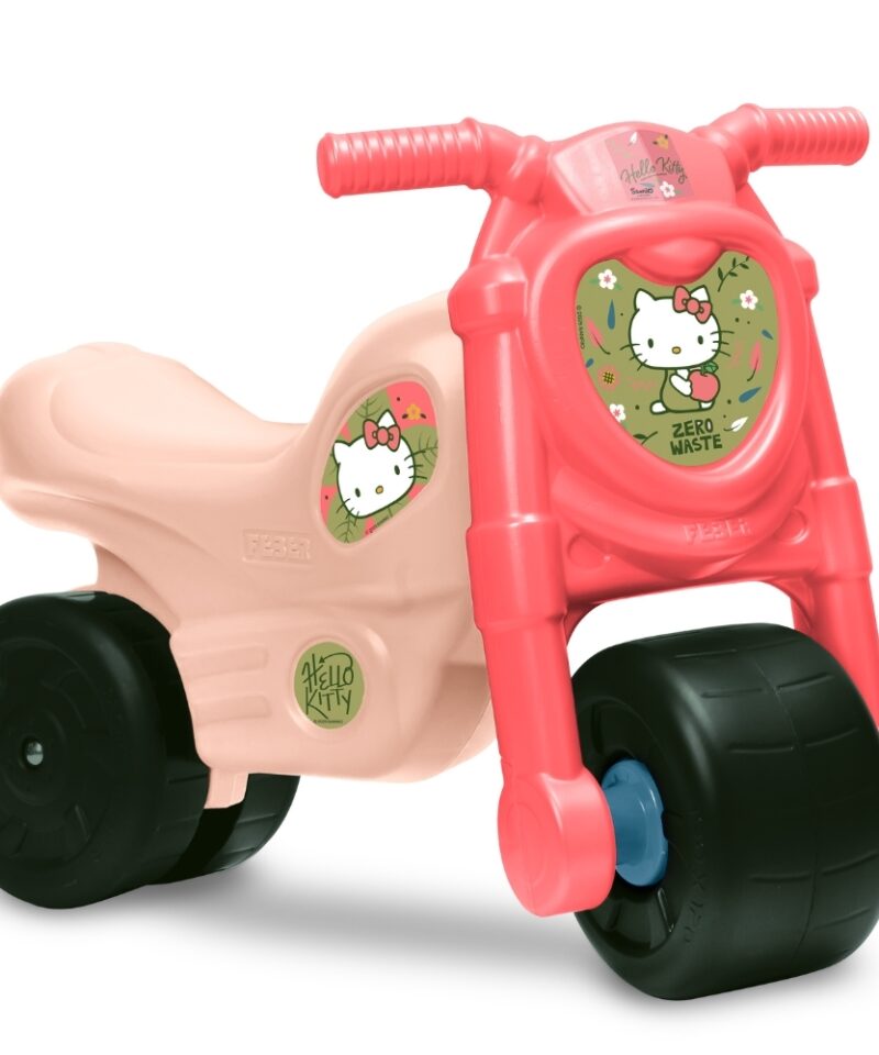 Laste mootorratta mänguasi toas mängimiseks