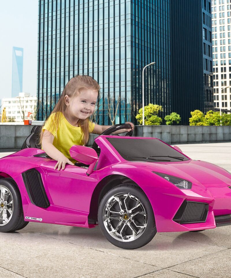 Lasteauto turvavööde ja esituledega