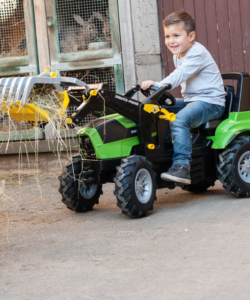 Sobib erinevatele traktori mudelitele