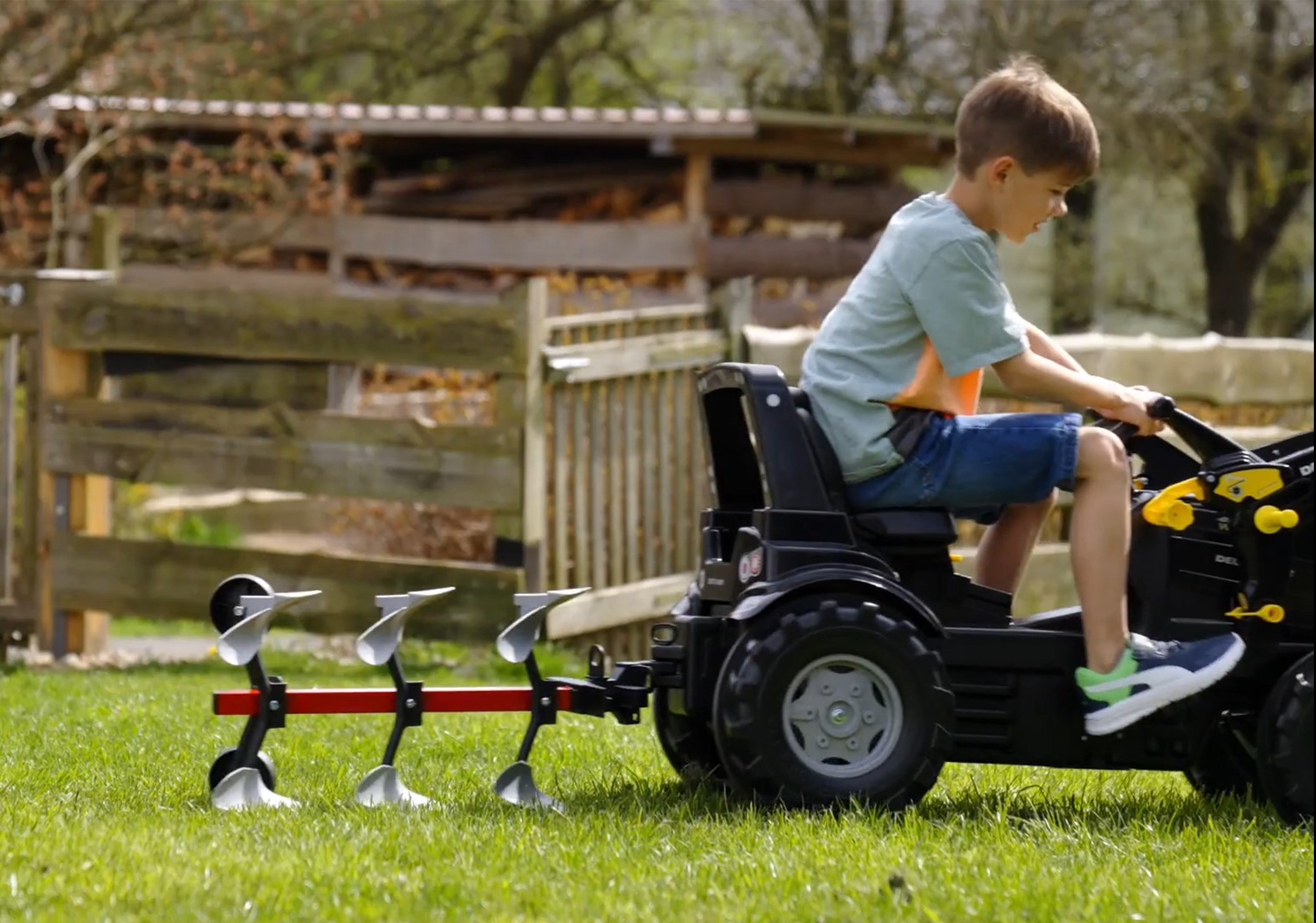 Ader, mis sobib mängutraktoritele