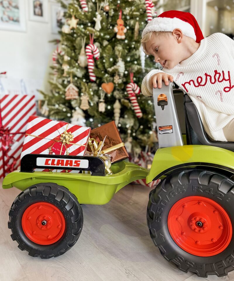 Traktor arendab lapse motoorikat