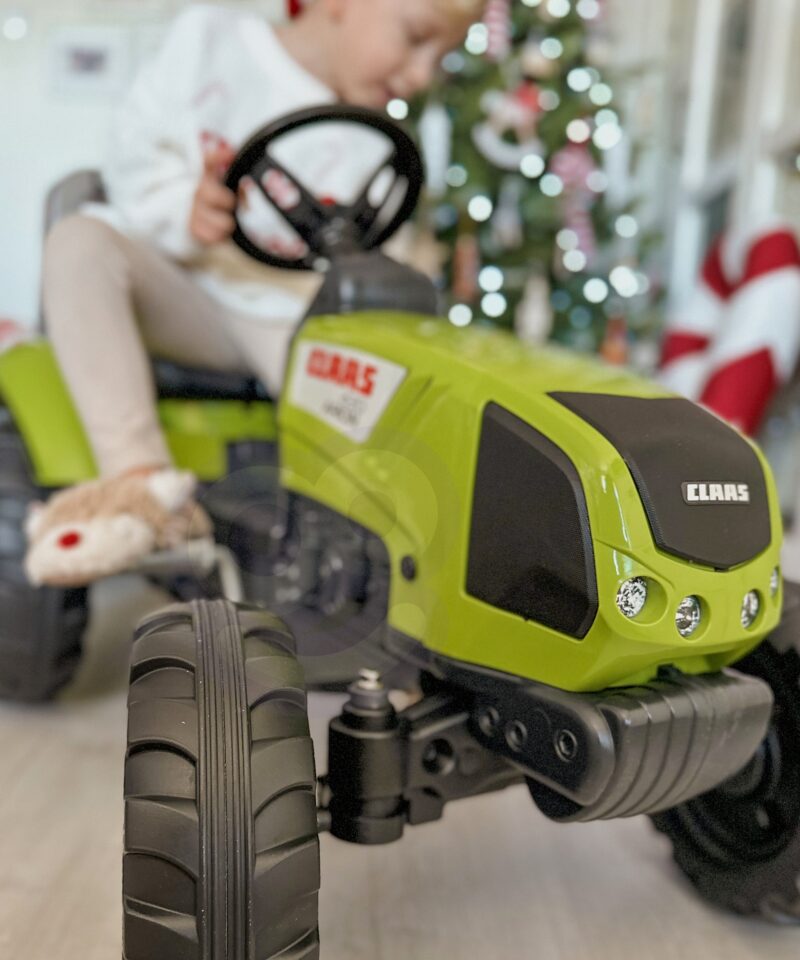 Traktor arendab lapse motoorikat