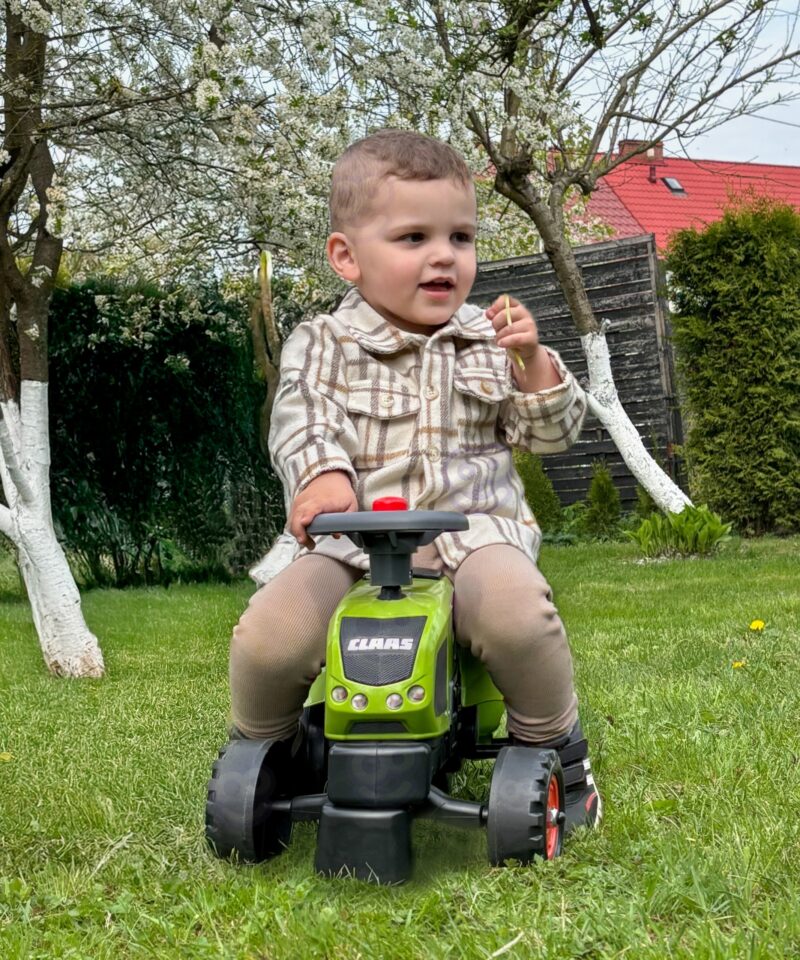 Laste traktor arendab motoorseid oskusi