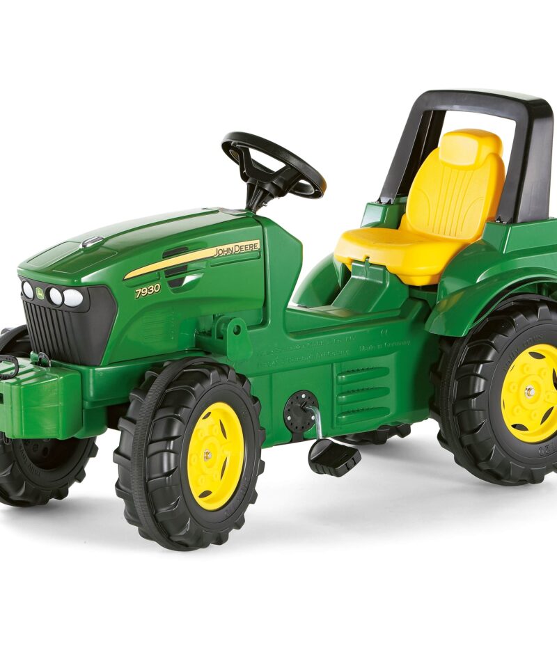 Pedaalidega traktor lastele õues mängimiseks