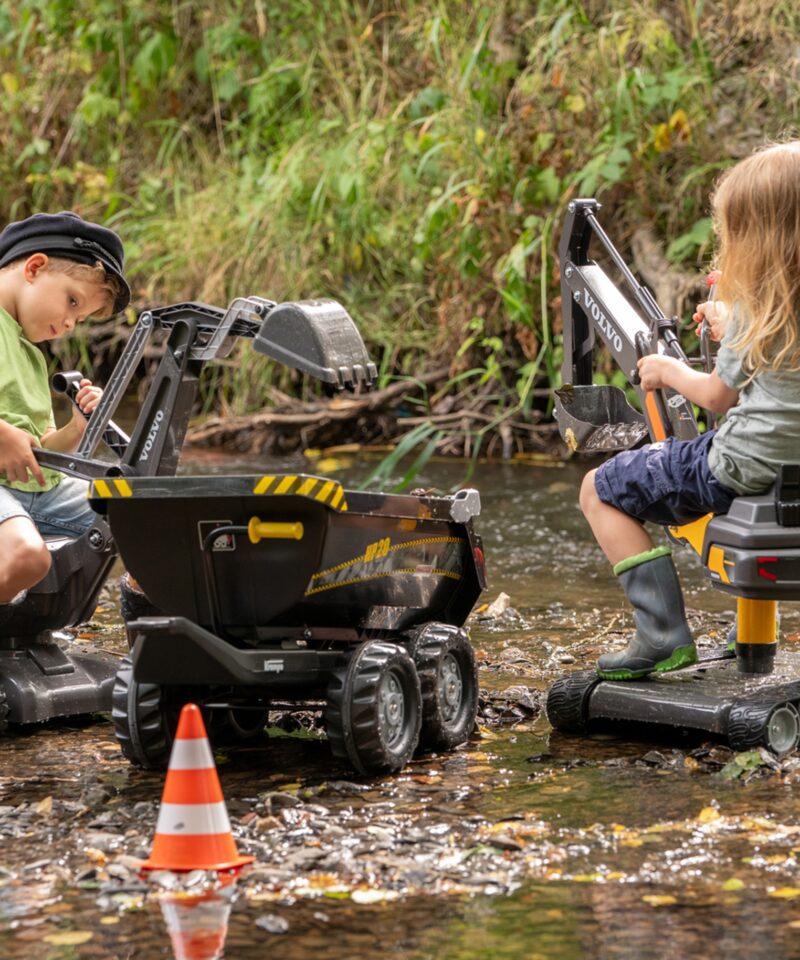 Ehtne välimusega ekskavaator