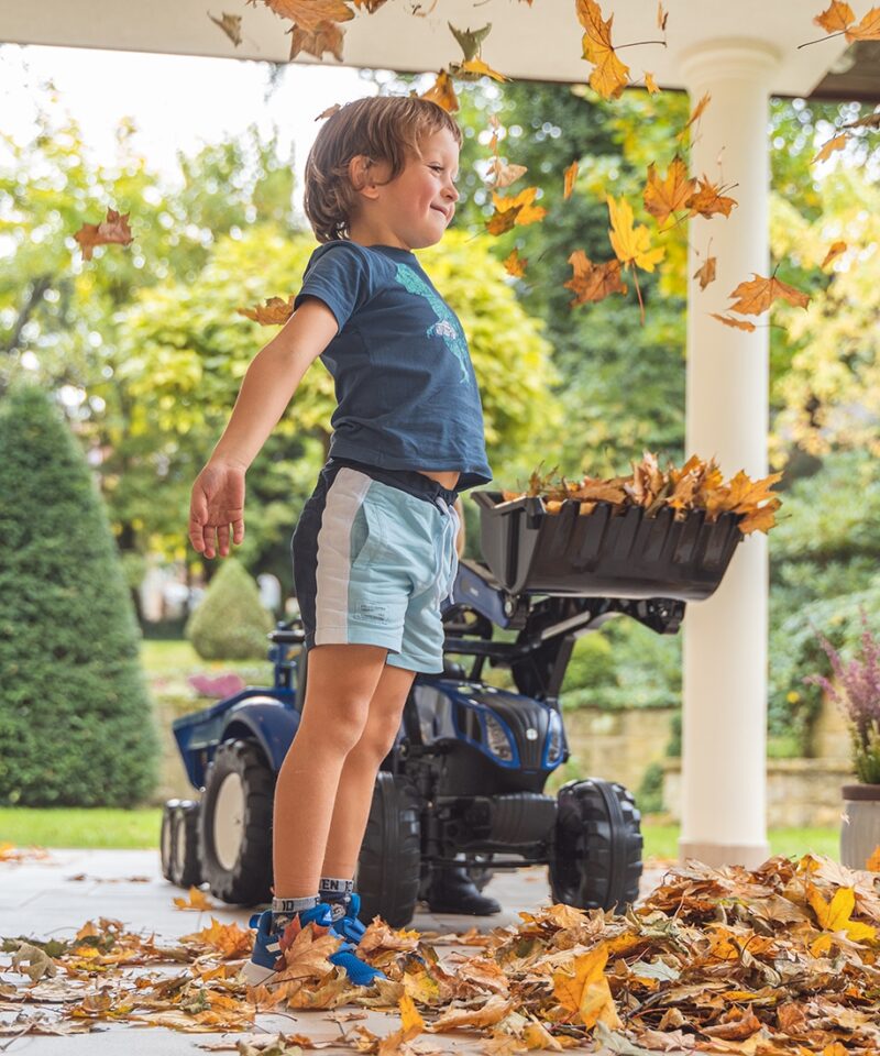 Funktsionaalne laste traktor klaksoniga
